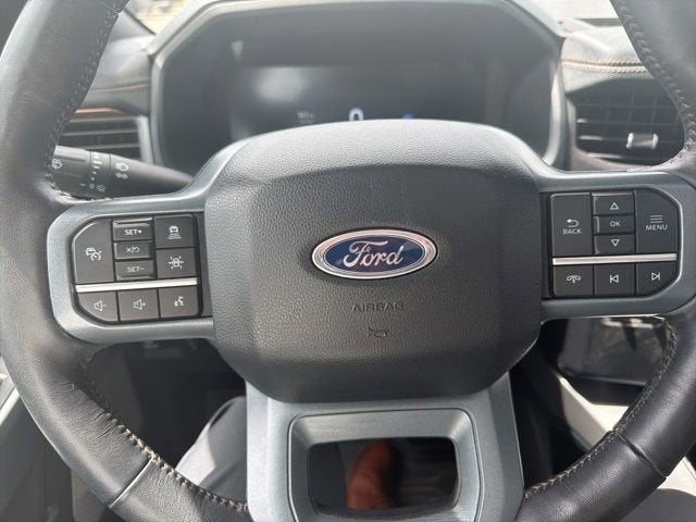 2023 Ford F-150 Lightning Lariat