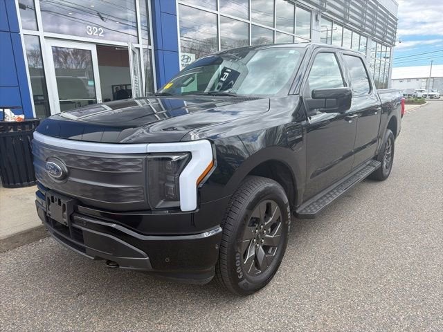 2023 Ford F-150 Lightning Lariat