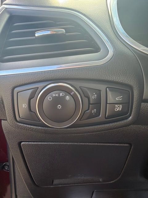 2019 Ford Edge Titanium - Photo 19