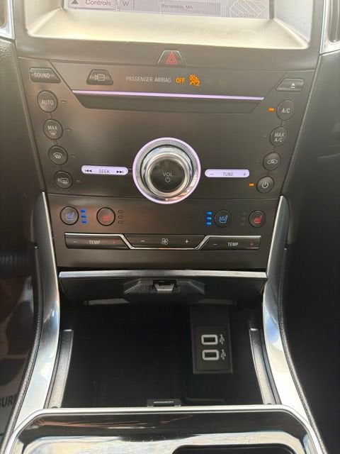 2019 Ford Edge Titanium - Photo 26