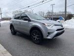 2017 Toyota RAV4 SE