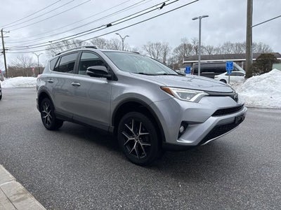 2017 Toyota RAV4 SE