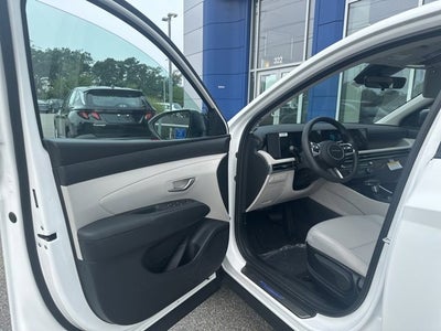 2025 Hyundai TUCSON SE