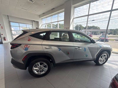 2026 Hyundai TUCSON SE