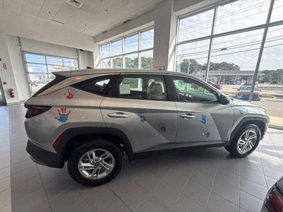 2026 Hyundai TUCSON SE
