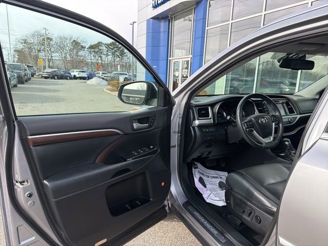 2014 Toyota Highlander Hybrid Limited Platinum