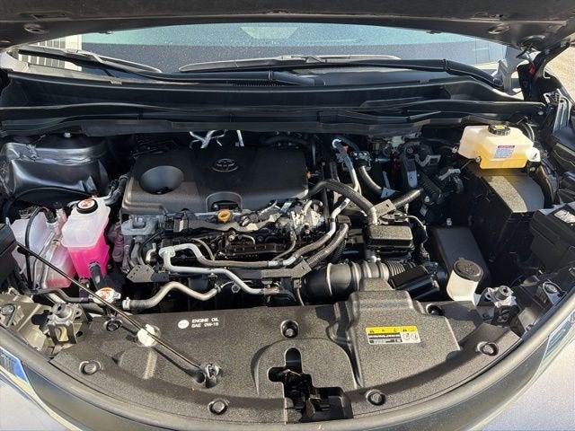 2024 Toyota Sienna LE