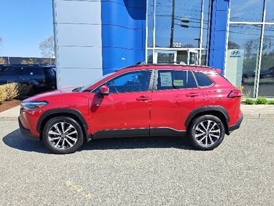 2023 Toyota Corolla Cross XLE