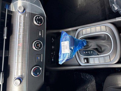 2027 Hyundai KONA SE
