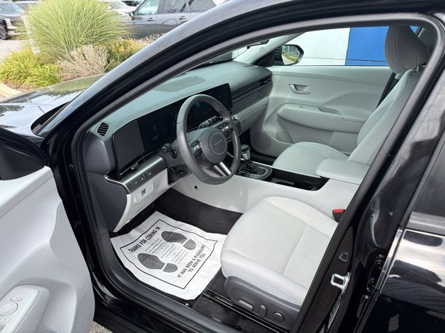 2024 Hyundai KONA SEL