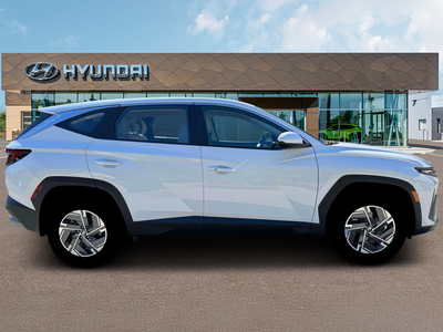 2026 Hyundai TUCSON HYBRID Blue SE