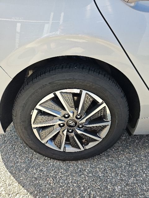 2021 Hyundai IONIQ ELECTRIC Limited