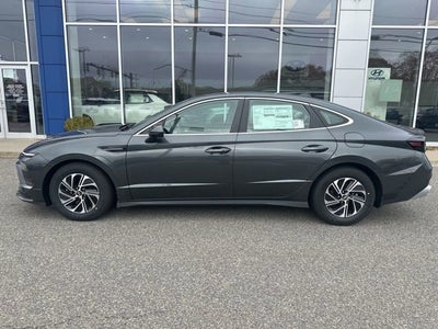 2026 Hyundai SONATA HYBRID Blue