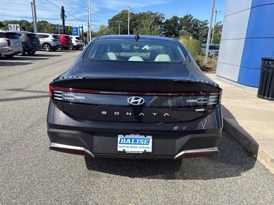 2026 Hyundai SONATA HYBRID Blue
