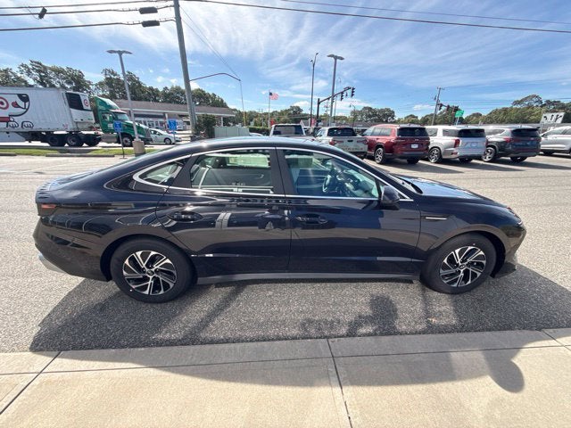 2026 Hyundai SONATA HYBRID Blue