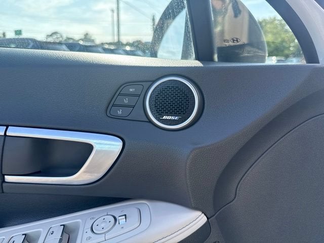 2023 Hyundai SONATA HYBRID Limited