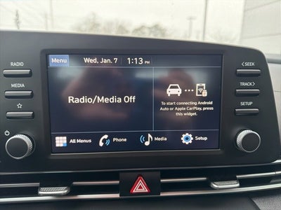 2025 Hyundai ELANTRA SE