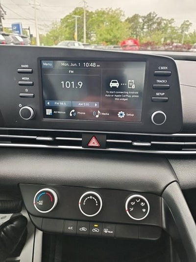 2026 Hyundai ELANTRA SE