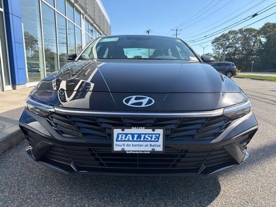 2026 Hyundai ELANTRA SE