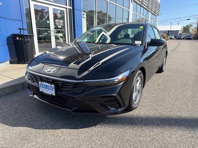 2026 Hyundai ELANTRA SE