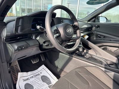 2025 Hyundai ELANTRA SEL Sport
