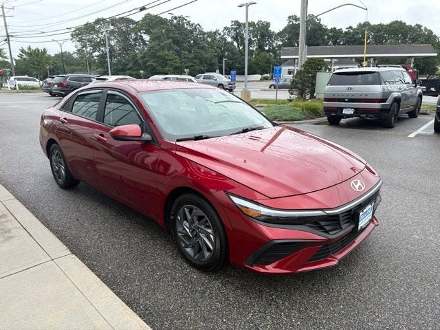 2024 Hyundai Elantra SEL - Photo 10