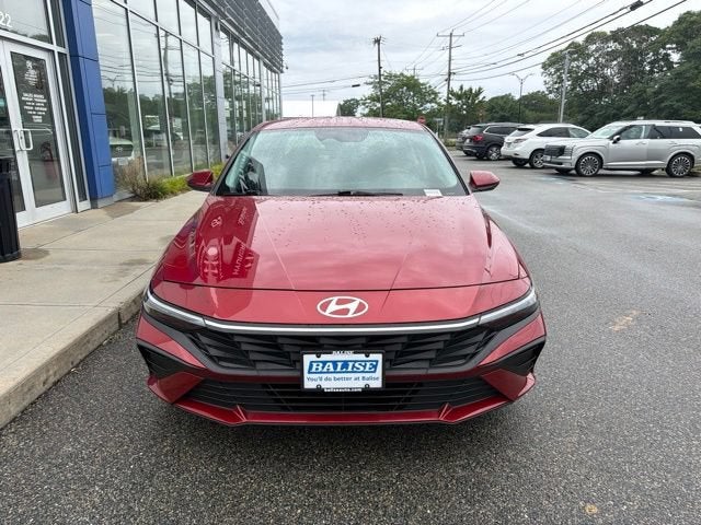2024 Hyundai Elantra SEL - Photo 11