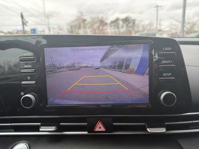 2022 Hyundai ELANTRA SEL