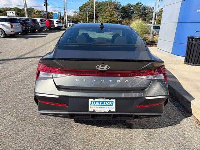 2026 Hyundai ELANTRA SEL Sport Premium