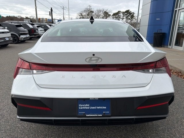 2024 Hyundai ELANTRA SEL