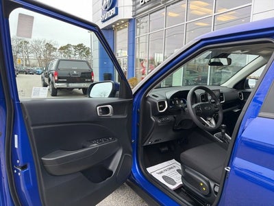 2025 Hyundai VENUE SE