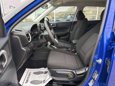 2025 Hyundai VENUE SE