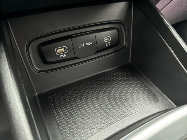 2025 Hyundai VENUE SE