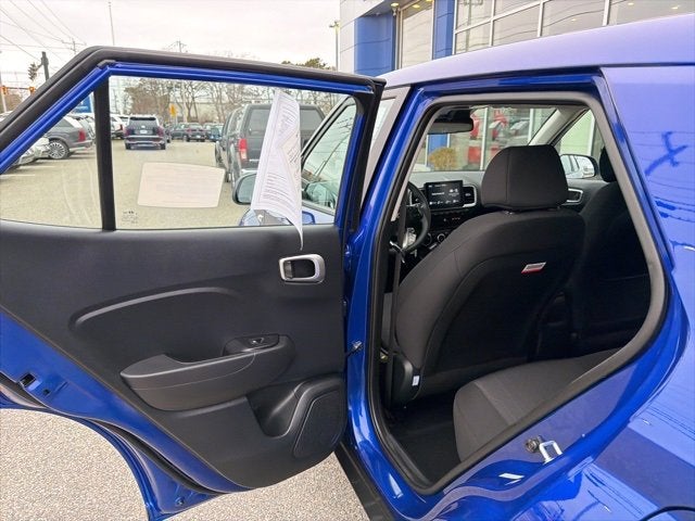 2025 Hyundai VENUE SE