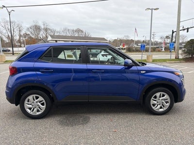 2025 Hyundai VENUE SE