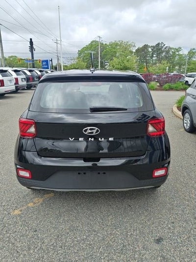 2026 Hyundai VENUE SE