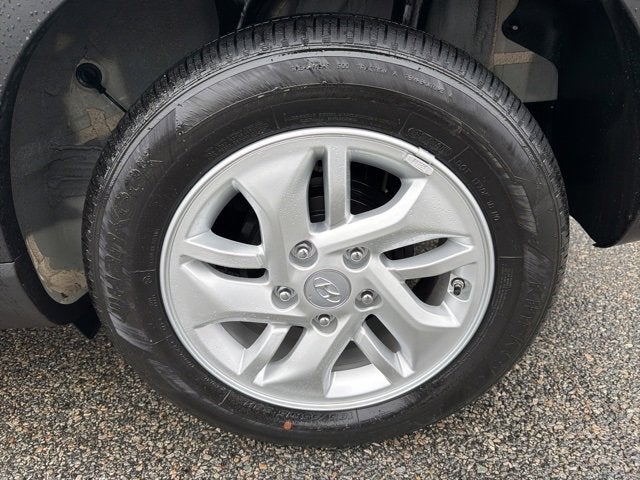 2025 Hyundai VENUE SE