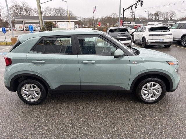 2025 Hyundai VENUE SE