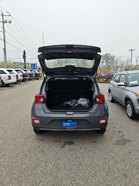 2026 Hyundai VENUE SE