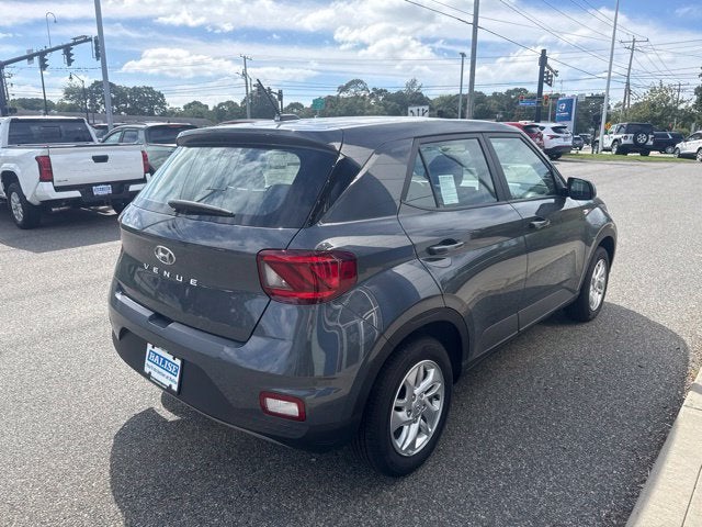 2026 Hyundai VENUE SE