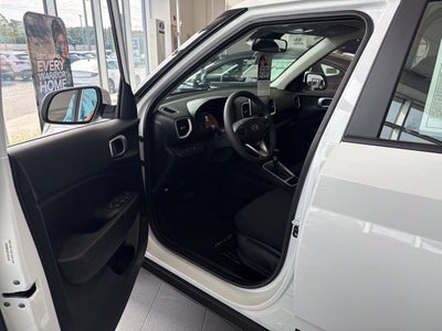 2026 Hyundai VENUE SE