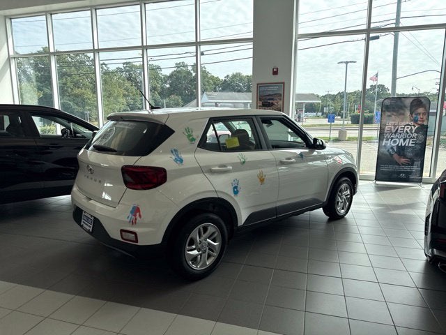 2026 Hyundai VENUE SE