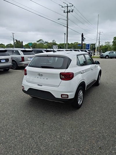 2026 Hyundai VENUE SE