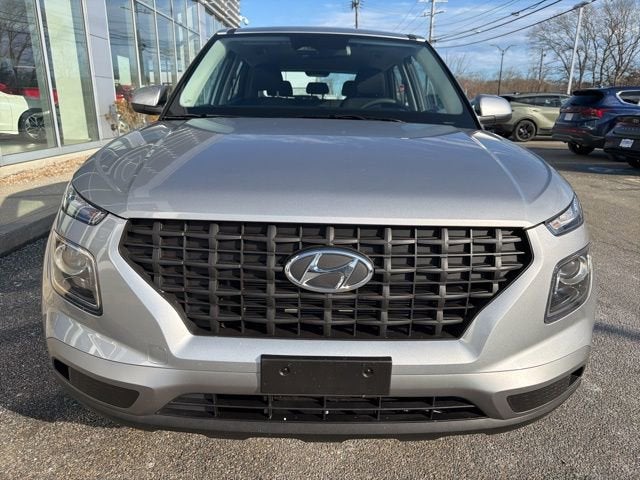 2025 Hyundai VENUE SE