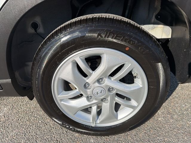 2025 Hyundai VENUE SE