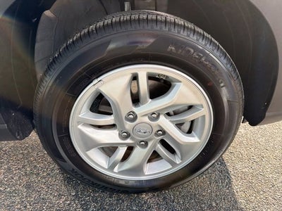 2025 Hyundai VENUE SE