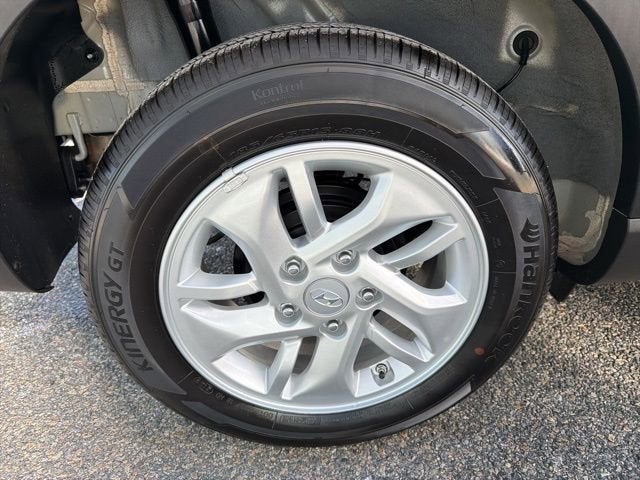 2025 Hyundai VENUE SE