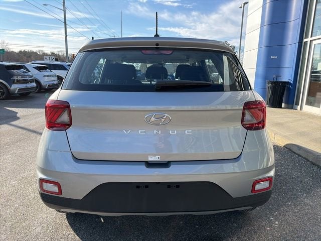 2025 Hyundai VENUE SE