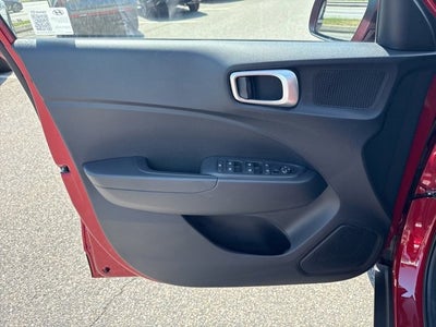 2025 Hyundai VENUE SE