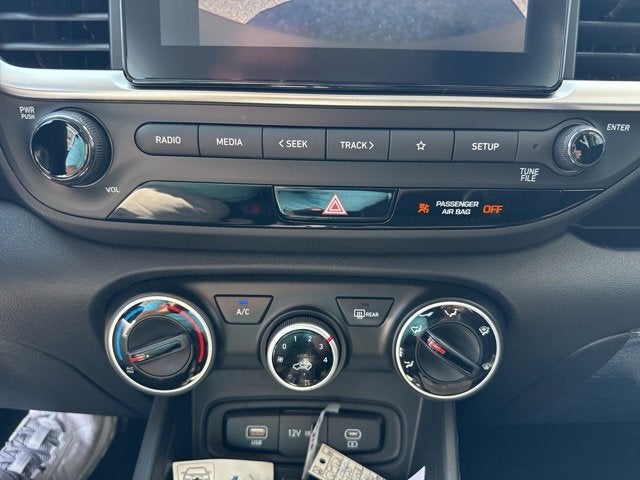 2025 Hyundai VENUE SE